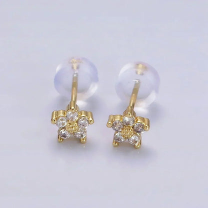 Dainty Flower Stud Earrings