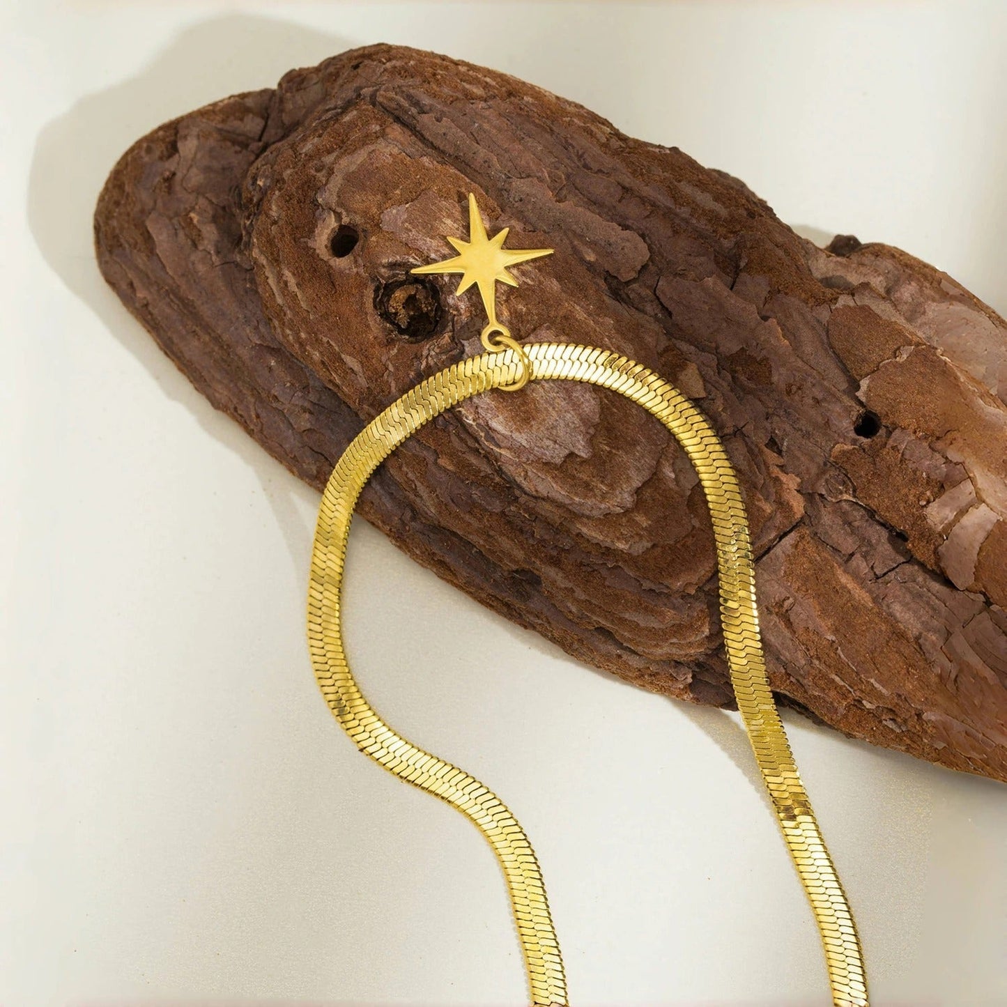 Vintage Gold Star Pendant Necklace