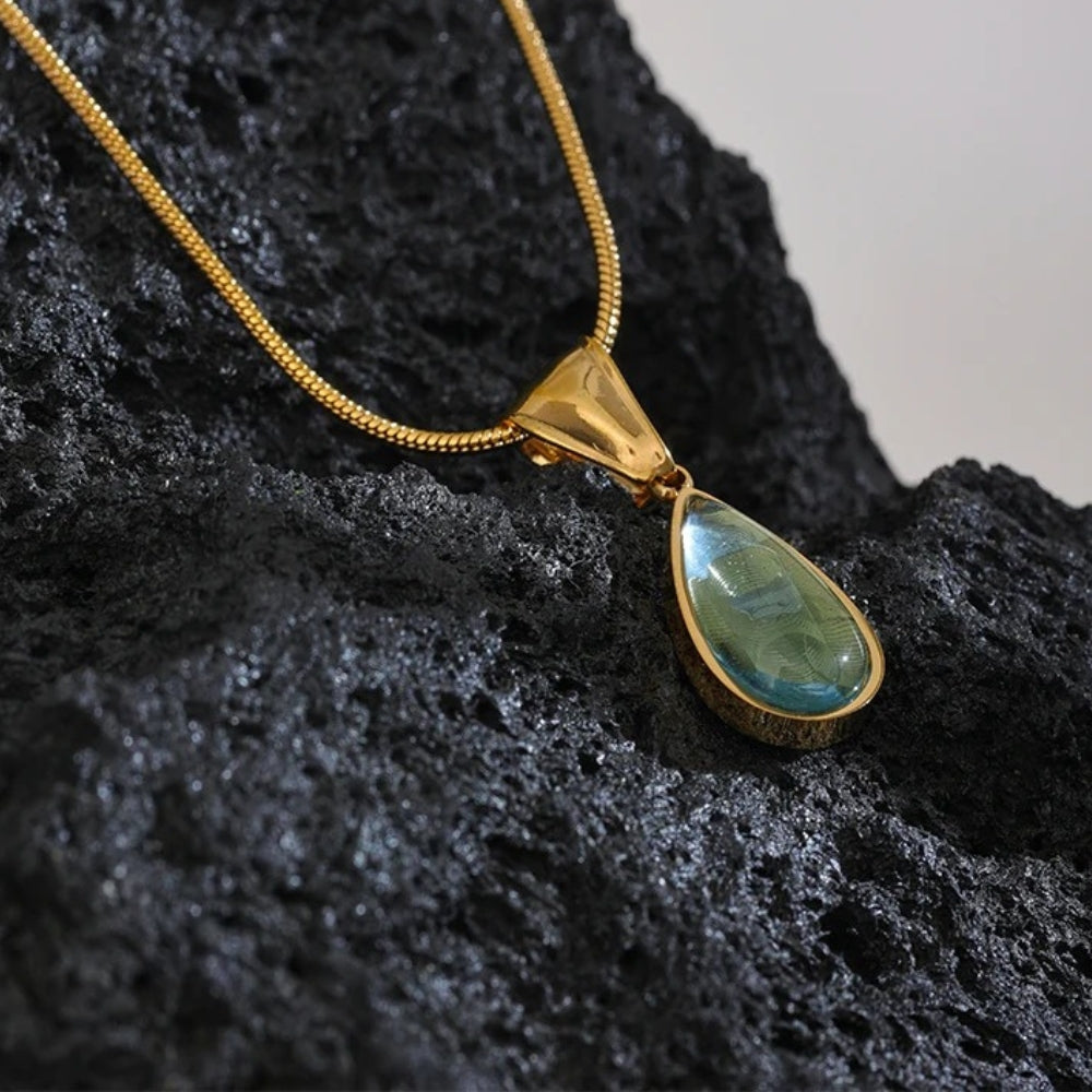 Vintage Green Glass Crystal Water Drop Pendant Necklace