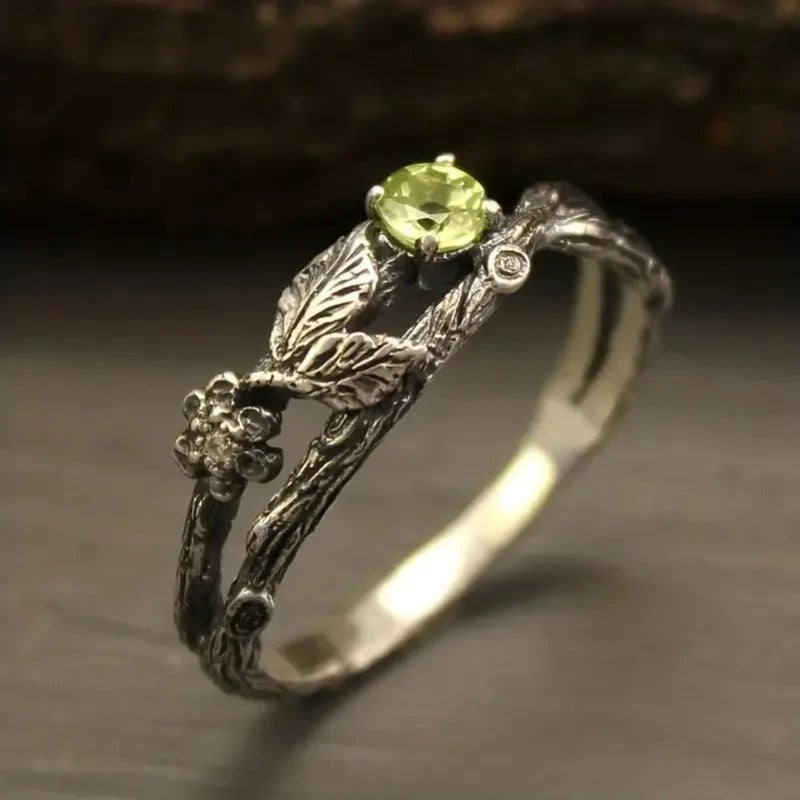 Vintage Green Stone Leaf Silver Ring