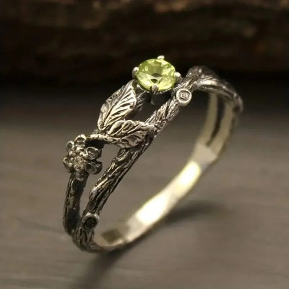 Vintage Green Stone Leaf Silver Ring